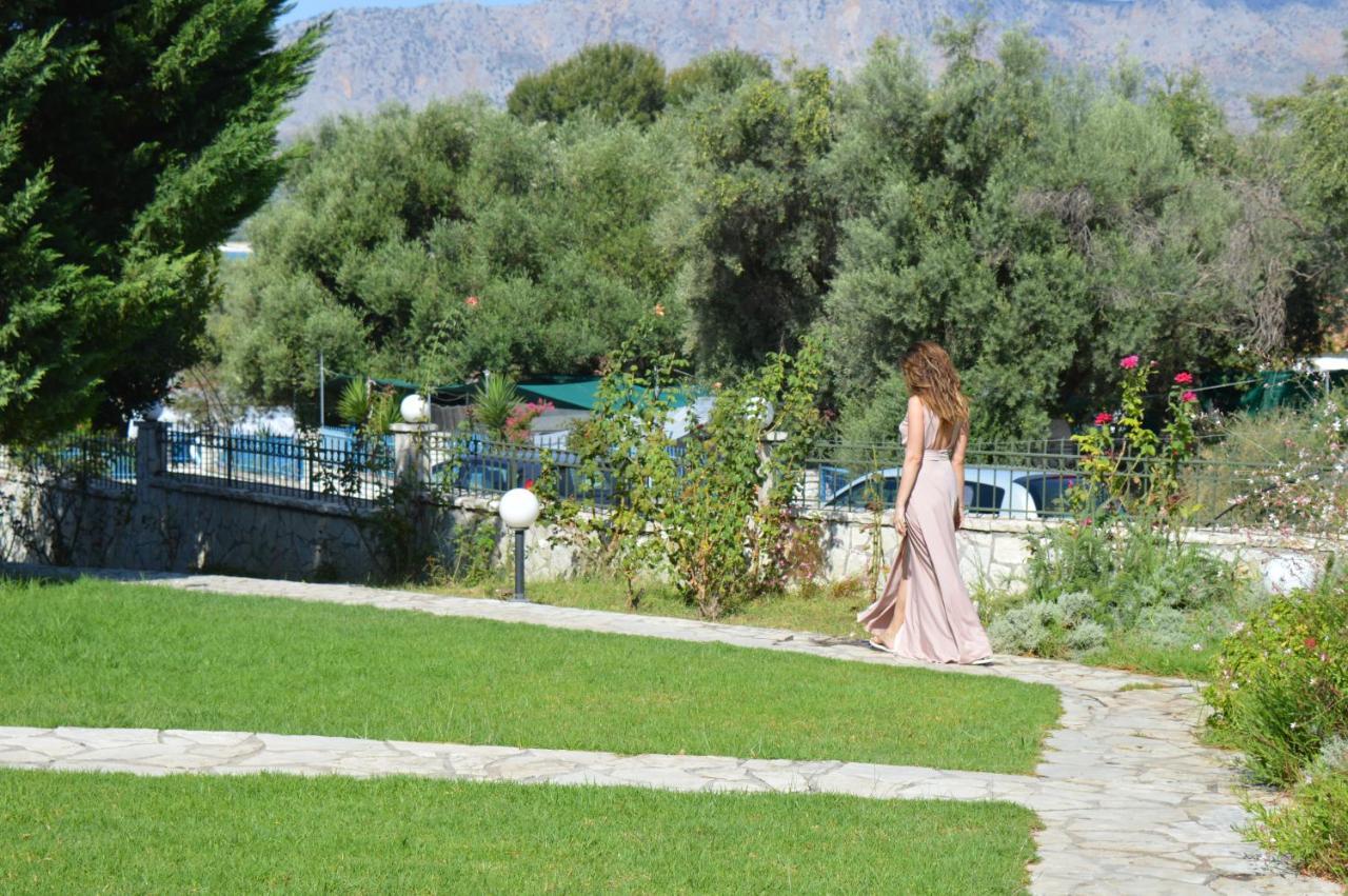 Thesmos Village 4*